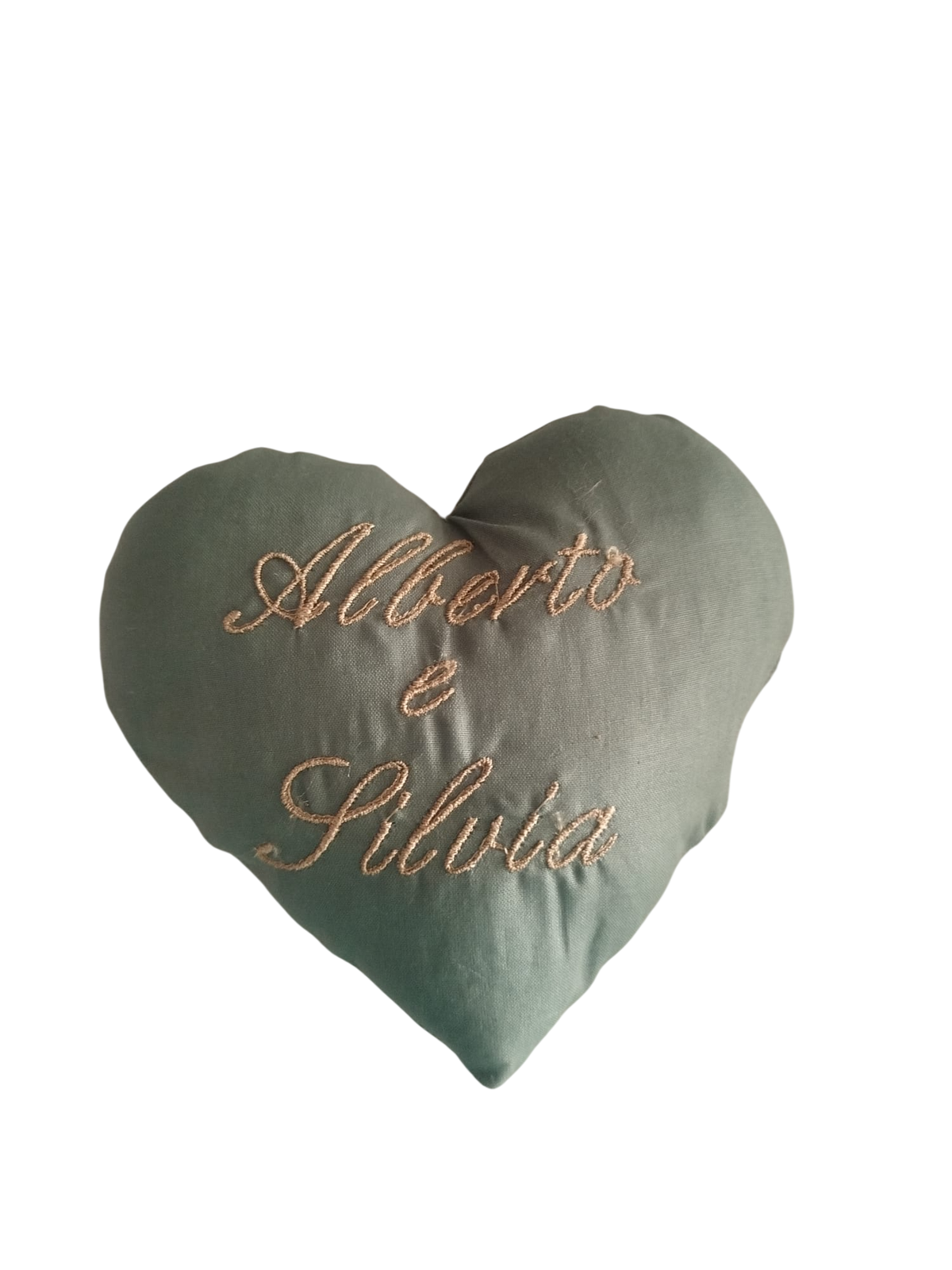 Cuore imbottito e ricamato artigianale
